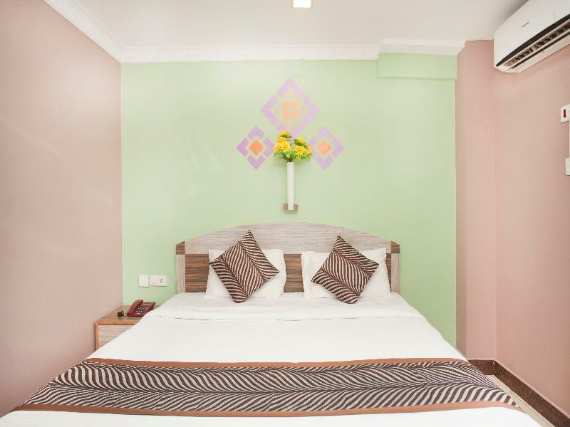 Oyo 343 Pop Life Hotel Banke Exterior photo